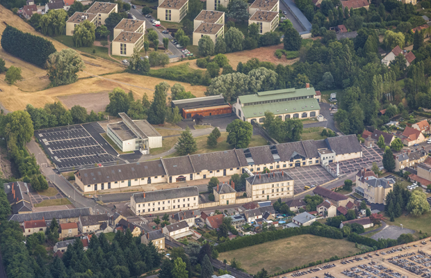 © Pascal François Vue aérienne de l'ISAT aujourd'hui