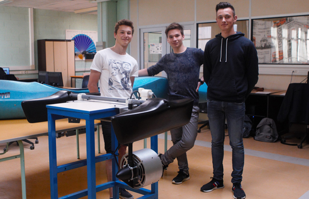 Mathieu Tissier, Benjamin Rousseau et Corentin Lecotonnec © Ville de Nevers L'équipe STI2D ITEC arrivée 2e au concours