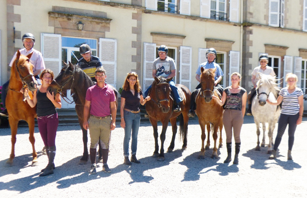 © DR L'équipe de l'accueil de jour a élaboré un projet autour de l'équitation.