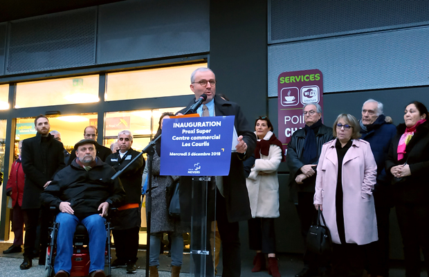 © Ville de Nevers Inauguration de la supérette par le maire de Nevers Denis Thuriot et les élus, en présence des nombreux partenaires de ce projet.