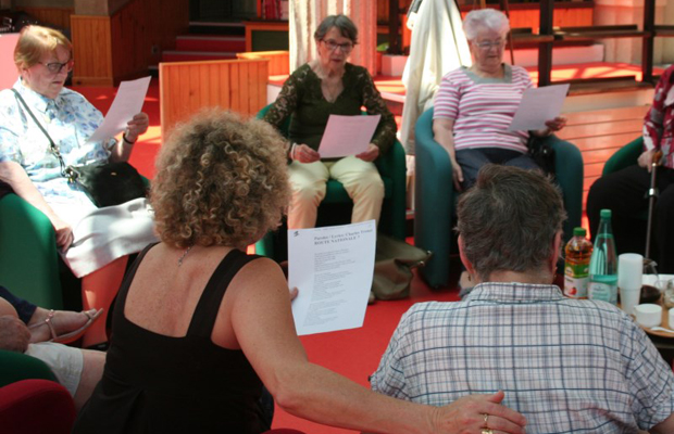 © Sébastien Chabard Aidants et malades se retrouvent chaque mois pour échanger.