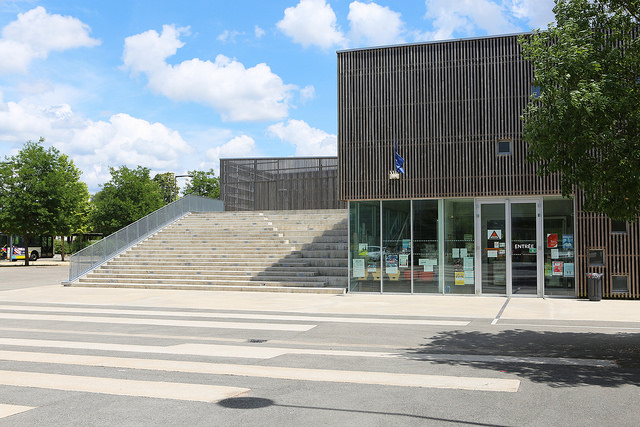 © Ville de Nevers La mairie de proximité ouest se trouve au sein de l'espace Stéphane Hessel.