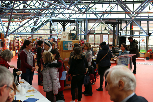 © Ville de Nevers L'inauguration a été l'occasion de découvrir le meuble conçu par les services de la Ville, au cœur du dispositif "Facile à lire".