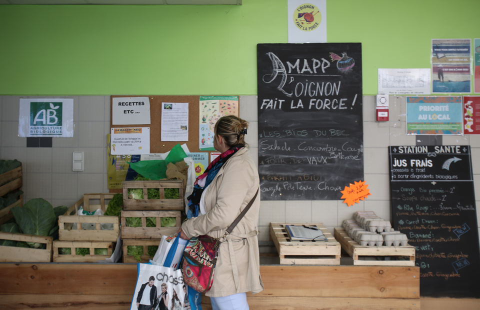 © Sarah Belin Avec les Paniers solidaires et L’Oignon fait la force, c’est un beau tissu d’éco solidarité qui se tisse de saison en saison à Nevers.