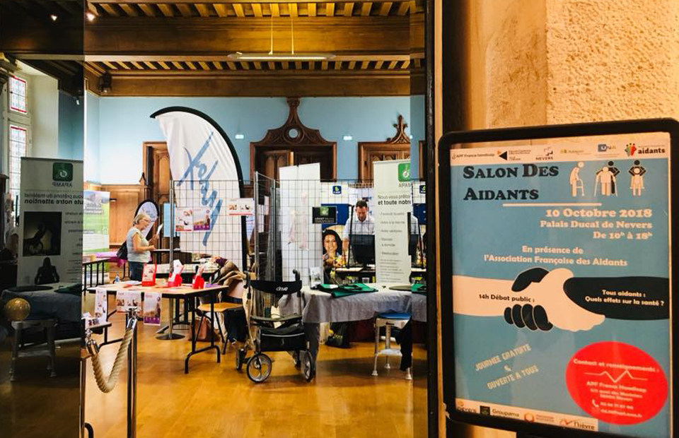 © Ville de Nevers Comme en 2018, le salon des aidants aura lieu au Palais ducal et réunira les associations et services qui peuvent apporter des pistes de solution, des aides et des conseils.