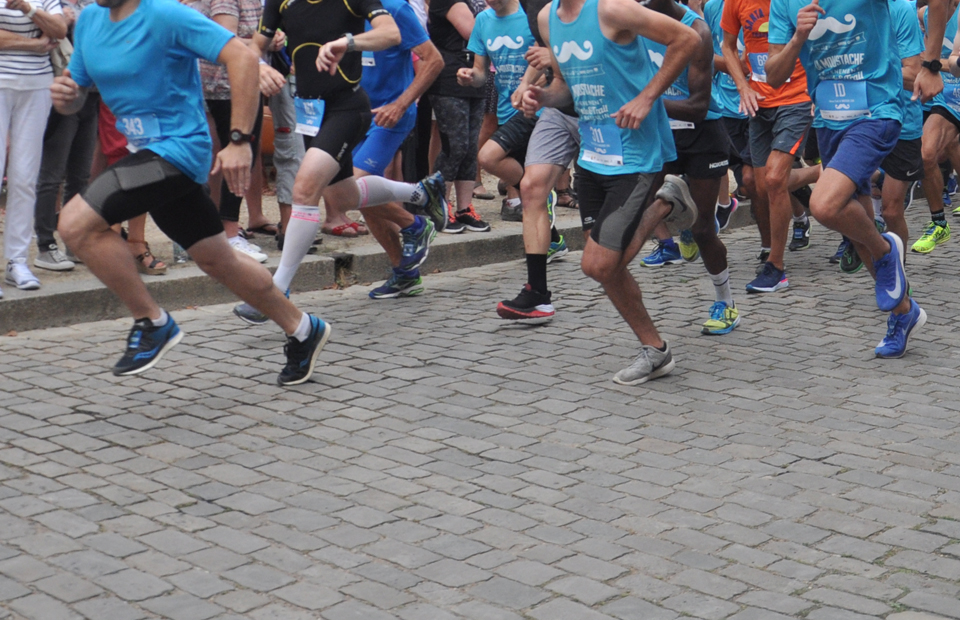 © Olesia Yanenko Après s'être entraînés lors de la Moustache et la Bottine, les Neversois sont prêts pour le marathon, de l'asphalte du circuit de Nevers-Magny-Cours aux pavés de la cité ducale.