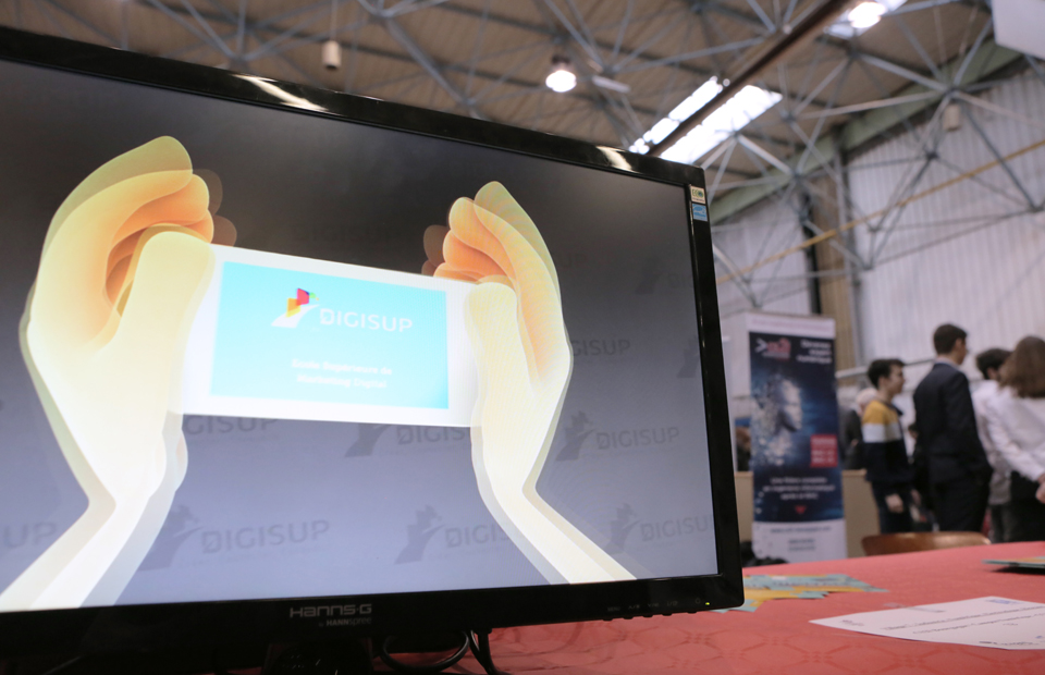 Stand de l'école Digisup au salon départemental de l'enseignement supérieur.