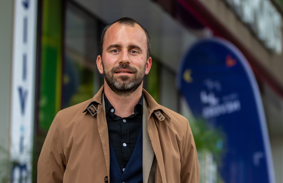 © Youri Gavriloff « Il y a un vrai lien entre mon métier et mon investissement en tant qu’élu », explique Bertrand Couturier.