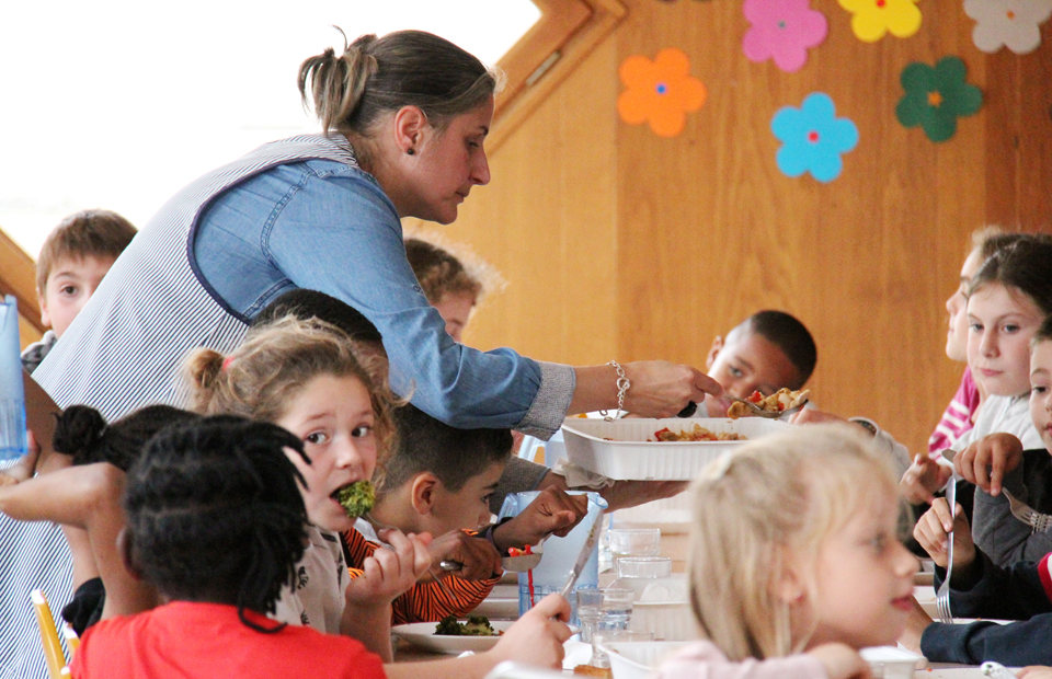 Restauration scolaire à l'école Jules-Ferry.