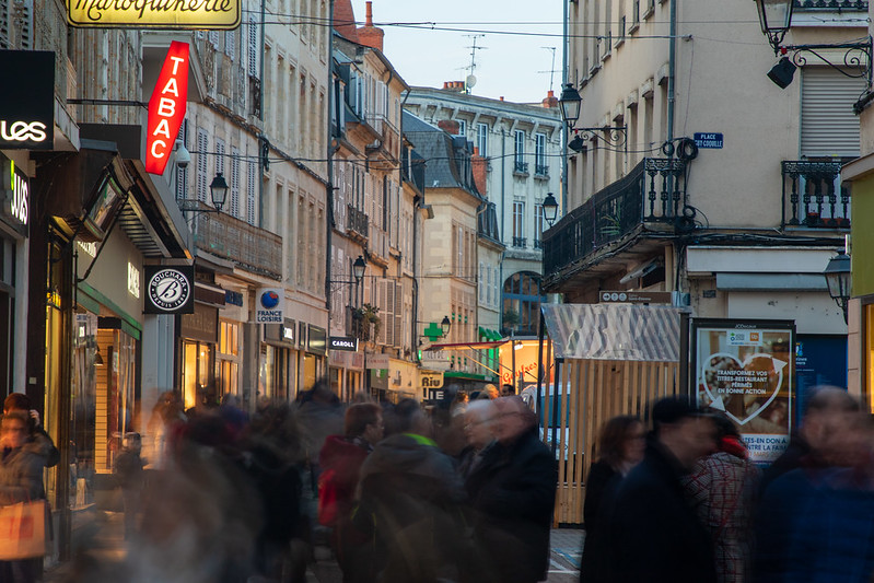 Nevers compte plusieurs associations de commerçants qui ont à cœur de dynamiser la ville par de nombreuses animations.