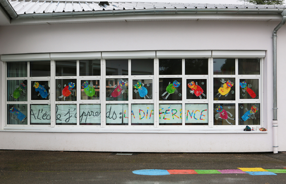 © Ville de Nevers Travail mené par les classes de maternelles de l'école Rosa-Bonheur sur les différences.