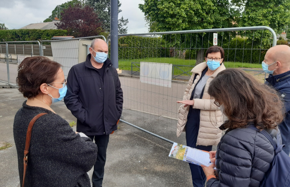 © DR Amandine Boujlilat, adjointe en charge de la Proximité, de la Cohésion sociale et de la Relation aux citoyens s'est rendue sur place, en présence de Cécile Remillier, directrice générale de Nièvre Habitat et Didier Boucher, directeur général adjoint.