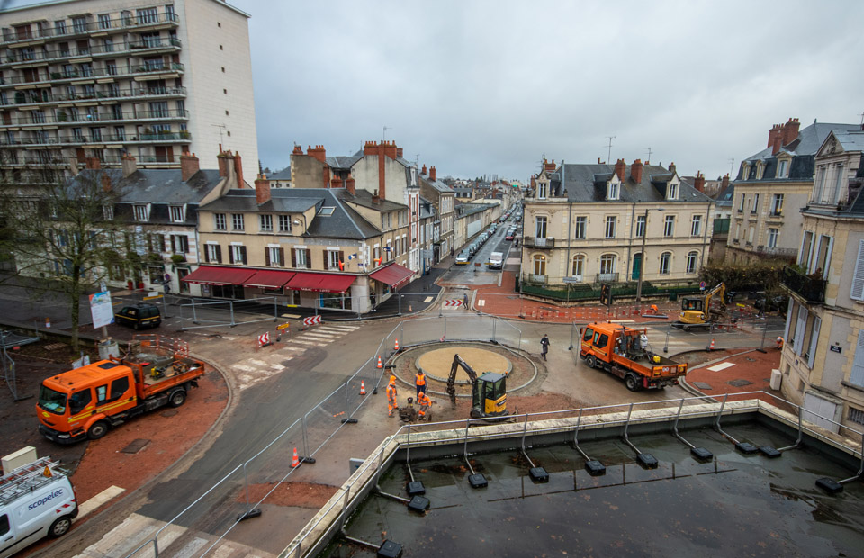 À compter du 10 décembre jusqu'en mai 2022, c'est la trêve hivernale des travaux sur la place de Verdun. La circulation des véhicules est de nouveau possible durant cette période.