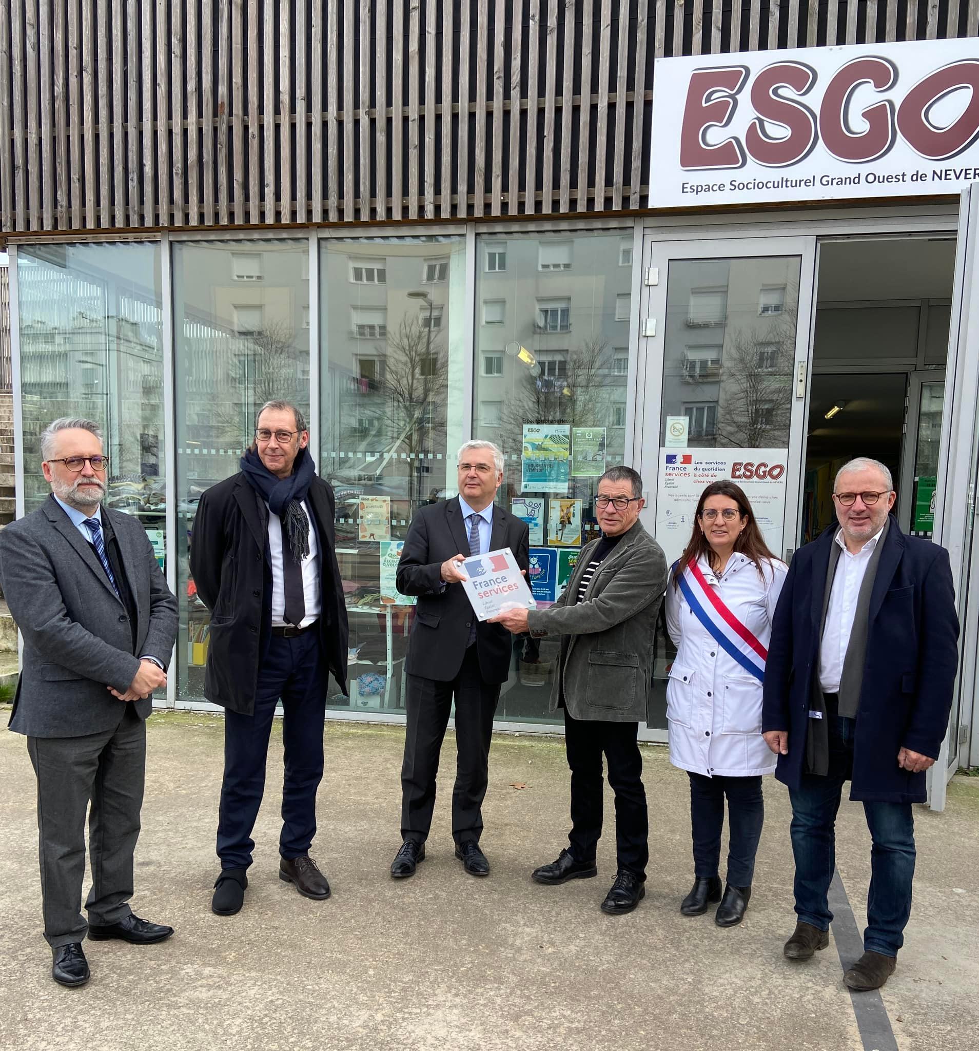 Inauguration de la Maison France Services située dans les locaux de l’Espace Socioculturel Grand Ouest de Nevers (ESGO).