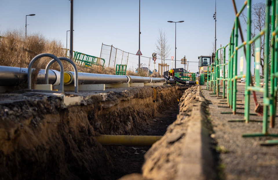 Depuis février 2023, les travaux d'installation du réseau de chaleur ont commencé quai de Mantoue.