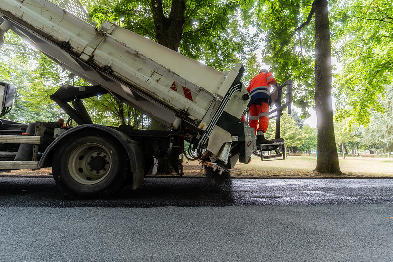 © Ville de Nevers Les cheminements du parc Roger-Salengro sont en cours de rénovation.