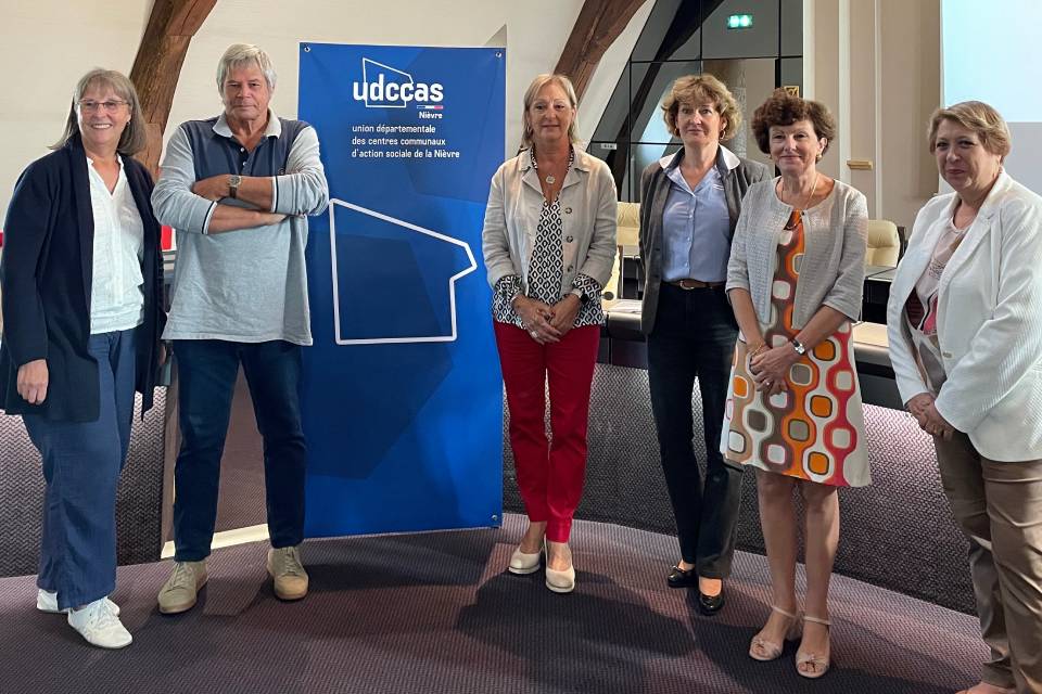 © Ville de Nevers 4 octobre : constitution de l’Udccas de la Nièvre