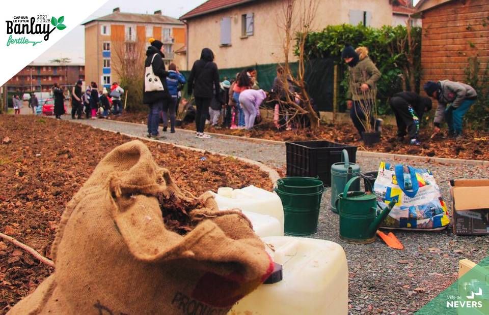 © Ville de Nevers | BB Banlay Fertile : les élèves au cœur du projet au Jardin Buffon