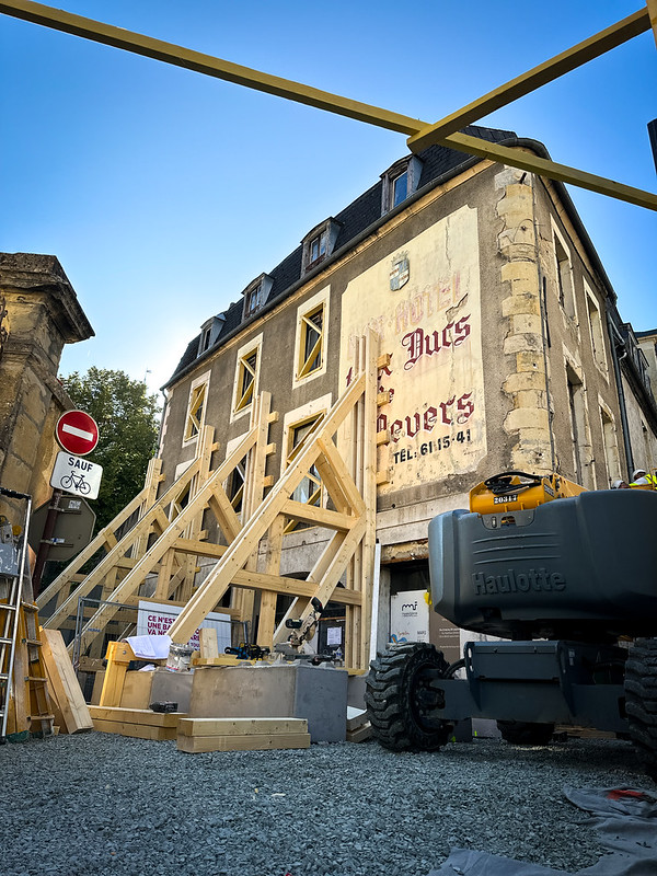 Consolidation de l'immeuble pour la réouverture de la rue Sabatier