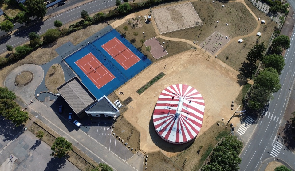 L'espace sportif Paul-Joz, situé dans le quartier des Bords de Loire (juillet 2026)