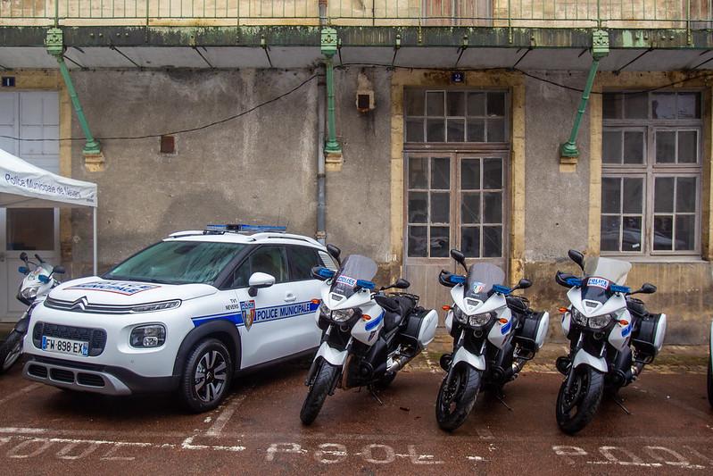 Nouveaux véhicules pour la Police Municipale  nevers.fr